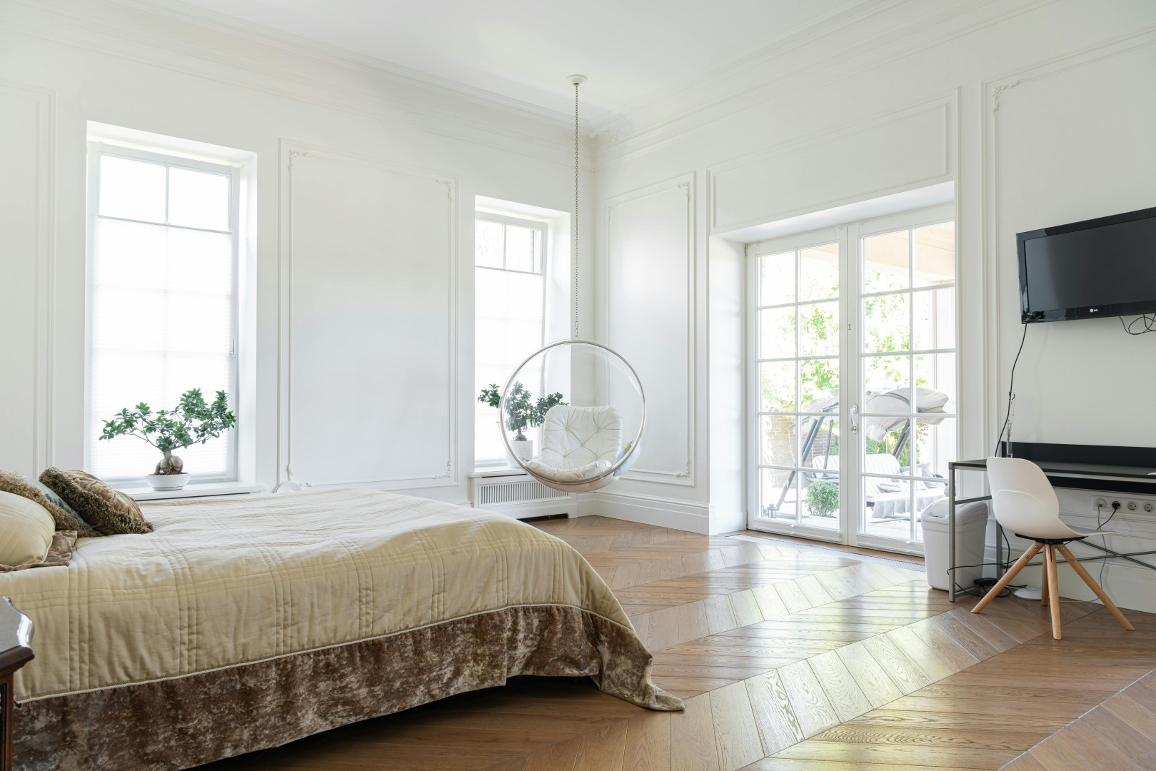 TO RENT - STUNNING REGENCY BUILDING